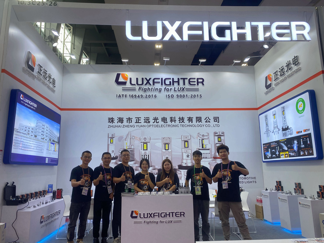 Đèn pha LED LUXFIGHTER Hội chợ Canton lần thứ 134