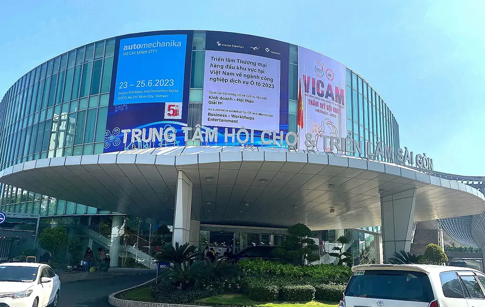 Luxfighter Car LED Đèn pha 2023 Automechanika Hồ Chí Minh City